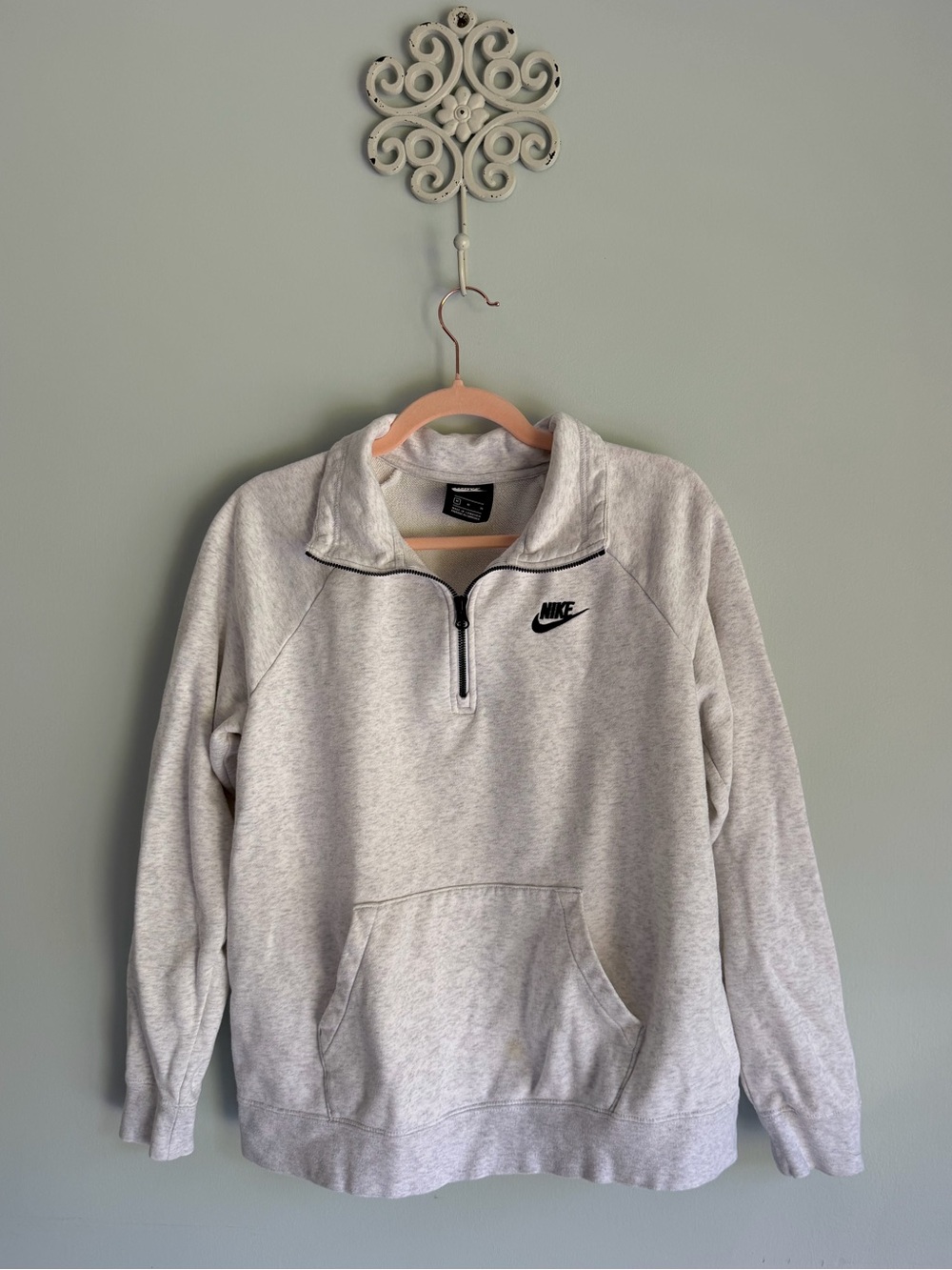 Nike Light Heather Gray Quarter-Zip Pullover Sweatshirt M